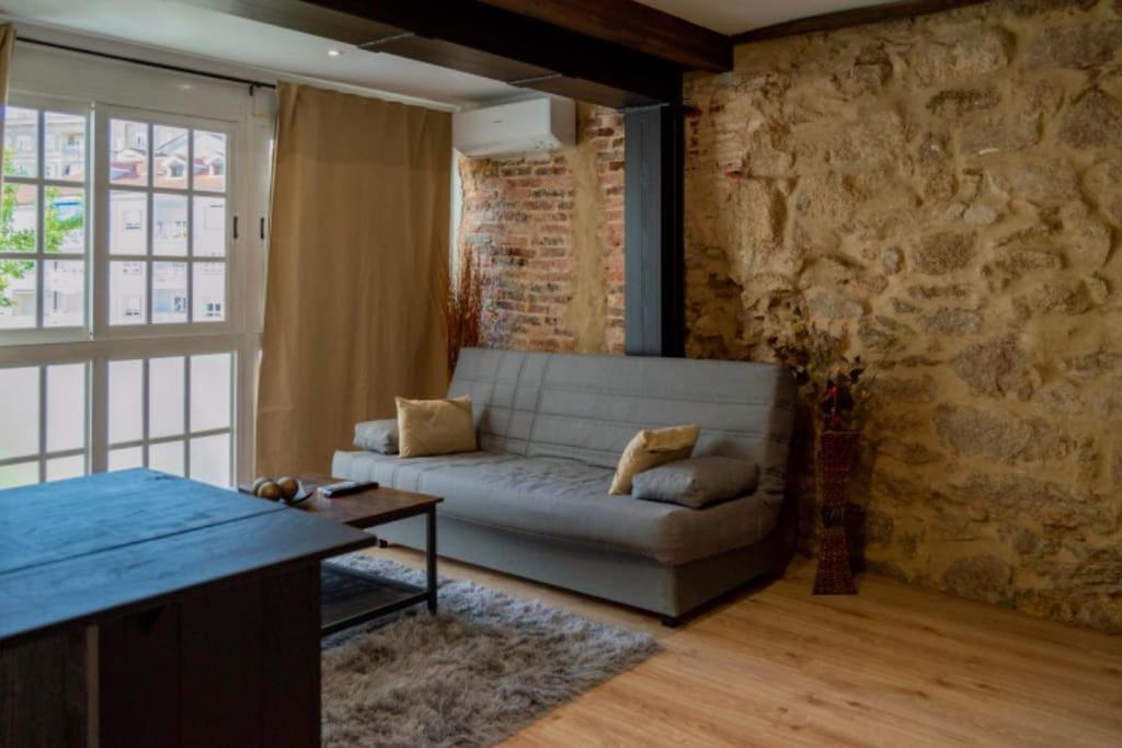 Burgas1 Apartment Ourense